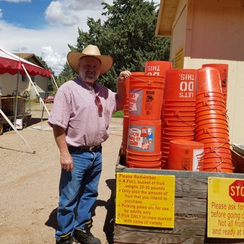 Apple Annie's Orchard - Farmers Market Near Me - Willcox, Arizona