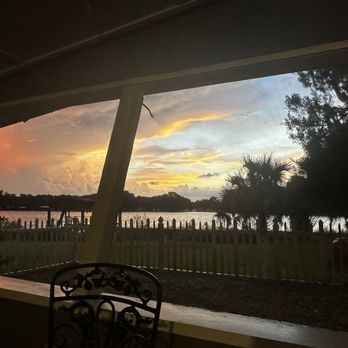 Sunshine Lodge - Vacation Rentals Near Me - Floral City, Florida Sunshine Lodge - Vacation Rentals Near Me - Floral City, Florida