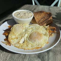 Skillet breakfast with sausage gravy
