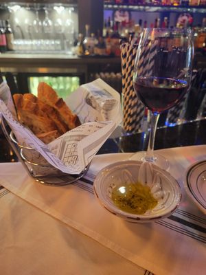 D’Vino by null