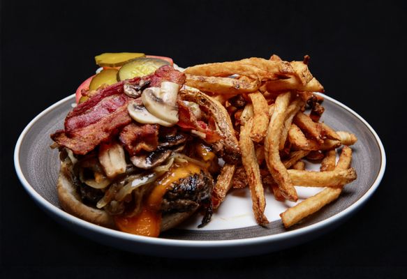 Upper Beaches Bourbon House by null