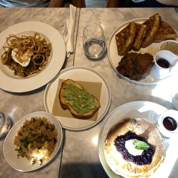 et al. - Breakfast Spread - Breakfast & Brunch Near Me - Honolulu, Hawaii