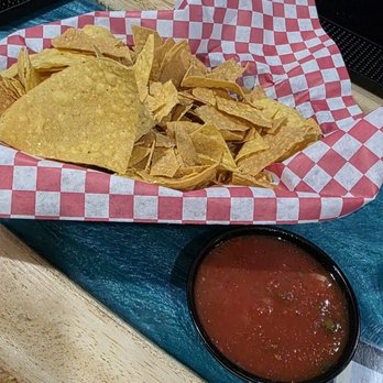 Clase Azul Bar & Grill - Chips & salsa served upon sitting. - Tex-Mex Near Me - Dunedin, Florida