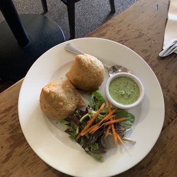 Himalayan Sherpa Kitchen - Vegetable Samosas Salad - Himalayan/Nepalese Near Me - St. Helena, California