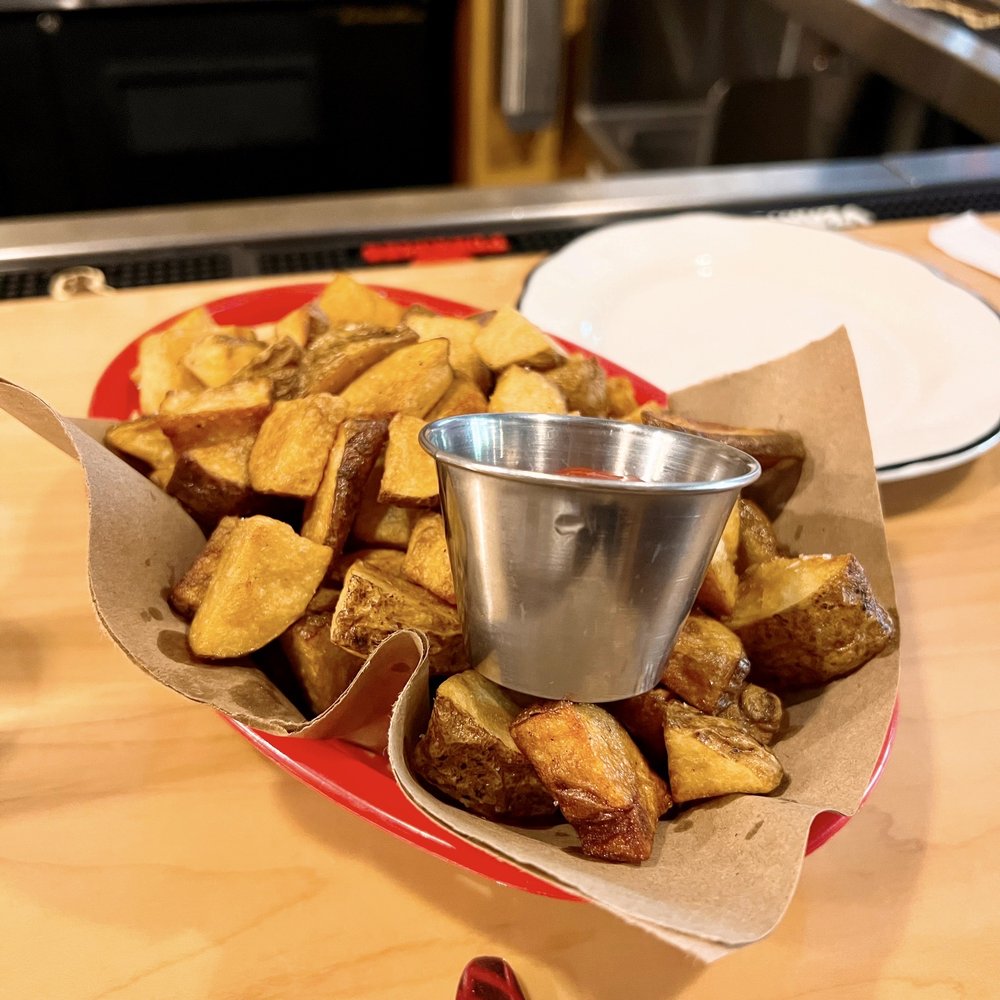 DEADHORSE HILL 259 Photos & 316 Reviews 281 Main St, Worcester, MA