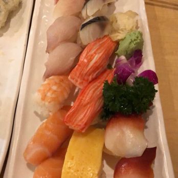 Sakura Sushi - Delicious all you can eat Nigiri - Sushi Bars Near Me - Schaumburg, Illinois
