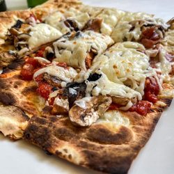 Sinatra's Ristorante - Mushroom Flatbread
