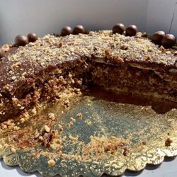 Auntie Em's Fine Foods & Pastries - Nutella Sans Rival