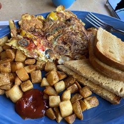 Horizon Restaurant - Mediterranean omelet