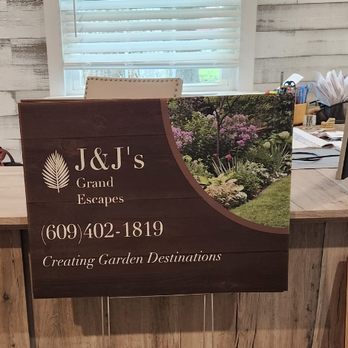 J&J's Grand Escapes - Landscaping Near Me