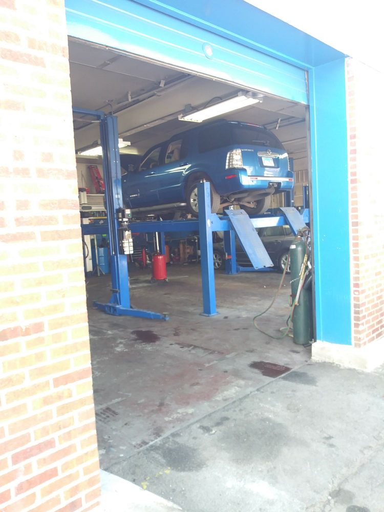 AZTECAS MUFFLER & BRAKES Updated July 2024 16 Reviews 4853 S