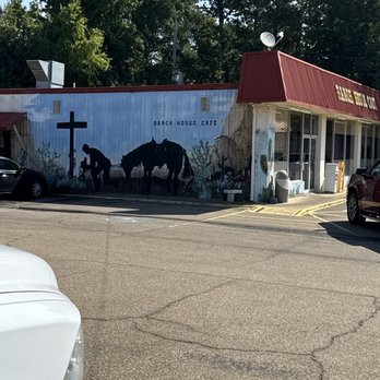 The Ranch House Cafe - Outside - Breakfast & Brunch Near Me - De Queen, Arkansas The Ranch House Cafe - Outside - Breakfast & Brunch Near Me - De Queen, Arkansas