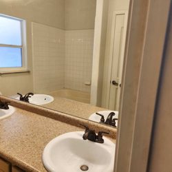 Yuma-Foothills Cleaners