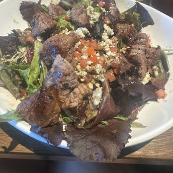 The Parlay Kitchen + Cocktails - Steak salad - Gastropubs Near Me - Chandler, Arizona The Parlay Kitchen + Cocktails - Steak salad - Gastropubs Near Me - Chandler, Arizona