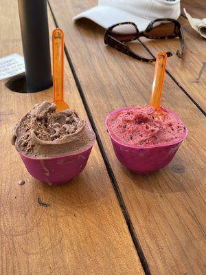 Log Cabin Ice Cream by null