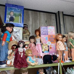 H & S Antiques
