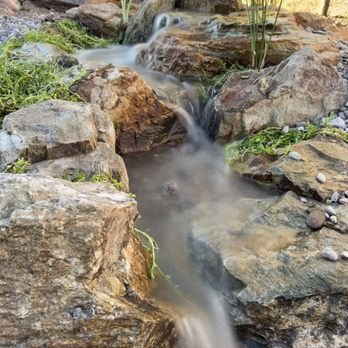 Fernweh Outdoor - Small pond less water feature package. We love how natural this looks. - Landscaping Near Me - Gilbert, Arizona Fernweh Outdoor - Small pond less water feature package. We love how natural this looks. - Landscaping Near Me - Gilbert, Arizona