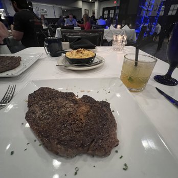 Killens Steakhouse - 16oz ribeye, lobster Mac and cheese, peach mojito - Steakhouses Near Me - Pearland, Texas Killens Steakhouse - 16oz ribeye, lobster Mac and cheese, peach mojito - Steakhouses Near Me - Pearland, Texas