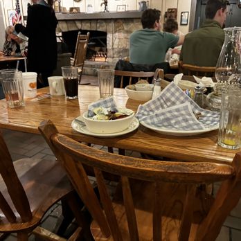 Cracker Barrel Old Country Store - Dirty tables! - Breakfast & Brunch Near Me - Knoxville, Tennessee Cracker Barrel Old Country Store - Dirty tables! - Breakfast & Brunch Near Me - Knoxville, Tennessee