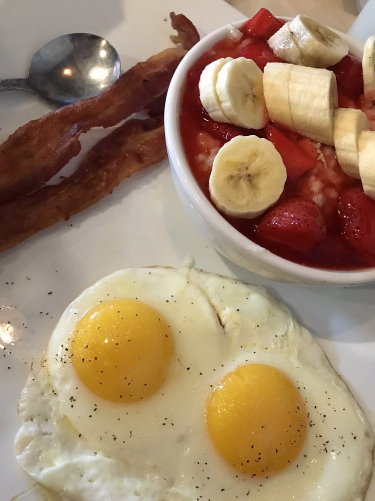 SILVER DOLLARS YORKVILLE 30 Photos & 58 Reviews 102 E Stagecoach