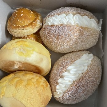 A-1 Cafe & Bakery - Cream buns，pineapple bun and chicken pie. - Bakeries Near Me - San Francisco, California