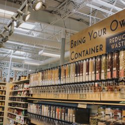 MOM’s Organic Market