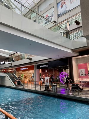 The Shoppes at Marina Bay Sands by null