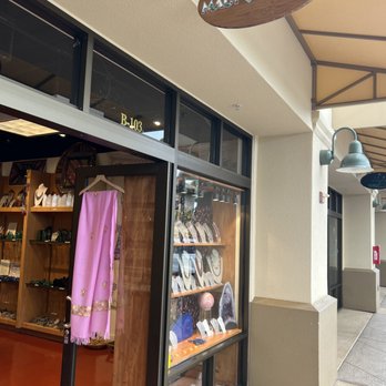 Maui Jewels - 5/30/22 Exterior, entrance - Jewelry Near Me - Kihei, Hawaii Maui Jewels - 5/30/22 Exterior, entrance - Jewelry Near Me - Kihei, Hawaii
