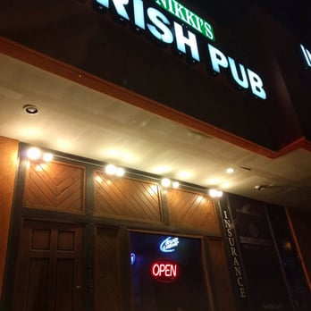 Nikki's Irish Pub - the front of the building - Pubs Near Me - Houston, Texas