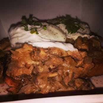 Caffe Concerto - Mushroom Ragu with Poached Egg - Pizza Near Me - Los Angeles, California