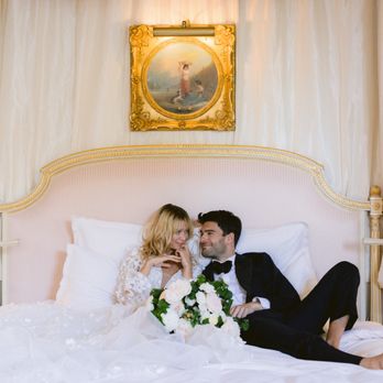 Aika Foz Photography - Every corner of Emeline and Manu's Ritz Paris room was filled with dazzline details and stories from generations past. - Session Photography Near Me Aika Foz Photography - Every corner of Emeline and Manu's Ritz Paris room was filled with dazzline details and stories from generations past. - Session Photography Near Me