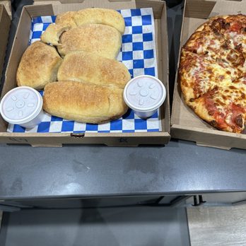 Slice and Dice Pizzeria - Breadsticks and custom pizza - Pizza Near Me - Albuquerque, New Mexico