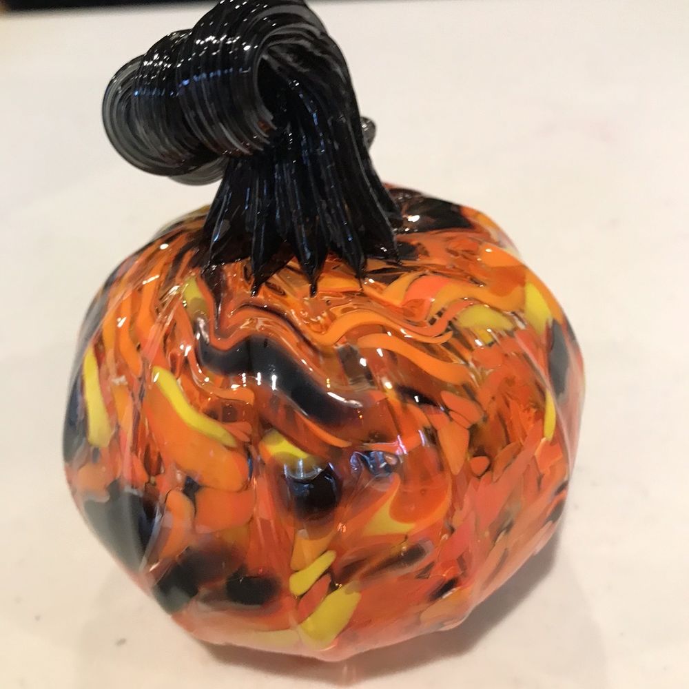 Hands-On Glass Studio - Candy corn pumpkin - Glass Blowing Near Me - Corning, New York