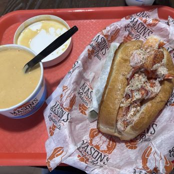 Mason's Famous Lobster Rolls - Seattle - Lobster roll and lobster bisque - Seafood Near Me - Seattle, Washington