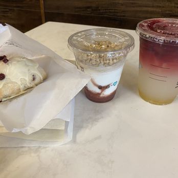 The Cupcake & Espresso Bar - Cupcakes Near Me - Moreno Valley, California