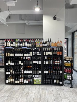 The Austinite Market - Harmon Ave by null