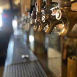 Oasis Micro Pub - Beer