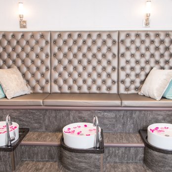 Aura Spa & Salon - Hair Salons Near Me - Nelson, British Columbia Aura Spa & Salon - Hair Salons Near Me - Nelson, British Columbia