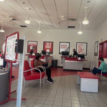 Discount Tire - Waiting room - Tires Near Me - Vancouver, Washington Discount Tire - Waiting room - Tires Near Me - Vancouver, Washington