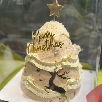 Freesia Cake - Custom Cakes Near Me - Alhambra, California