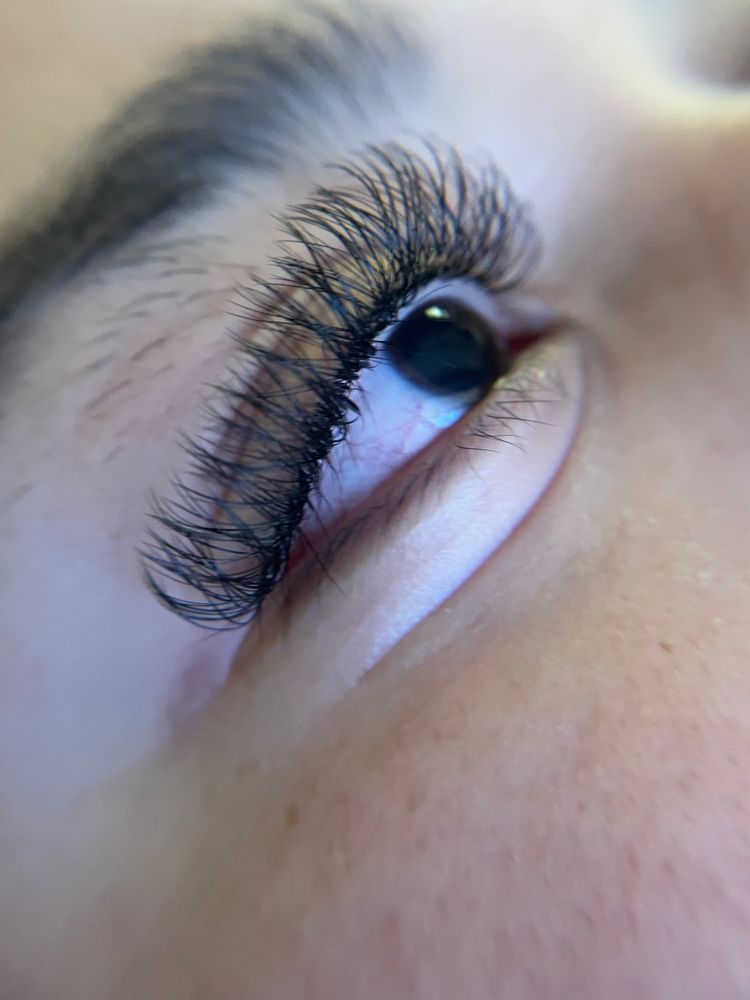 Karen-Marie Lash Designer & Trainer Logo