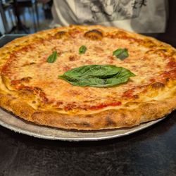 Good Luck Pizza - Cheese Supreme Pizza
