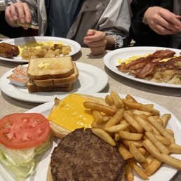 Cheeseburger, Fresh Eggs, Toast Cheeseburger, Fresh Eggs, Toast
