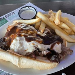 Beer braised brisket sandwich special Beer braised brisket sandwich special