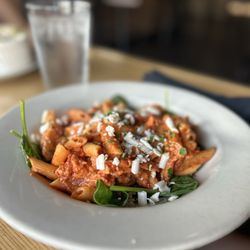 Vegan & Vine - Sundried Tomato Pasta