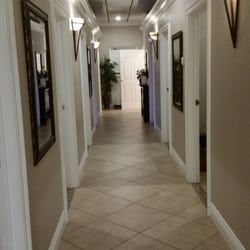 Body Tan Salon & Spa - Hallway to tanning beds