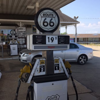 Totem Pole Trading Post - Gift Shops Near Me - Rolla, Missouri