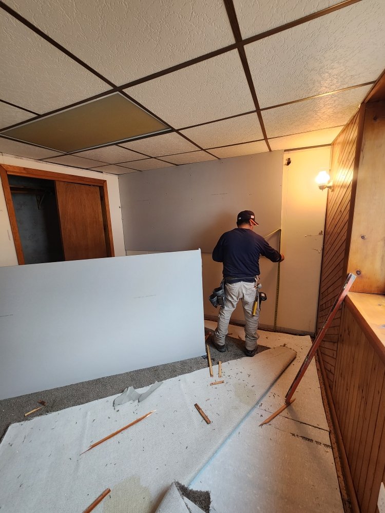 Slide of AJ Homeimprovements