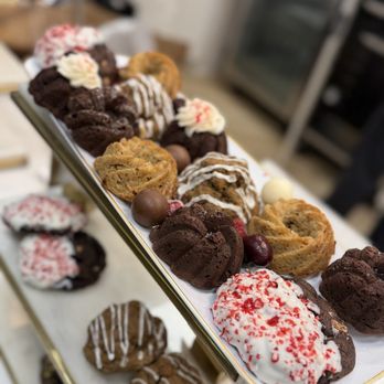 Batch & Box - La Jolla - The Holiday Box - Bakeries Near Me - San Diego, California