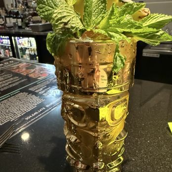 Blue Bamboo - Golden idol - Comfort Food Near Me - Jacksonville, Florida